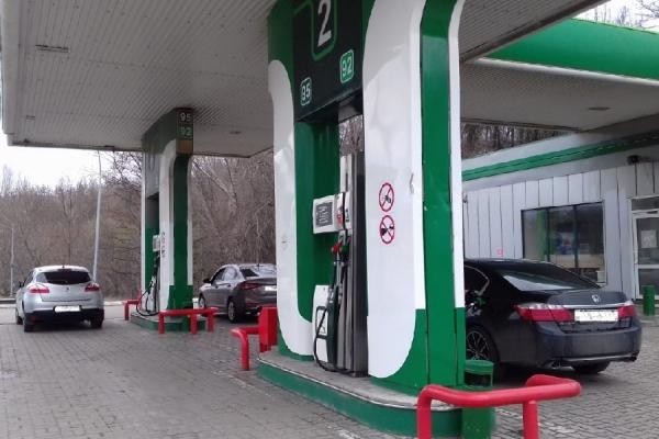 &laquo;Хорошо, если не подорожает!&raquo;: автомобилисты в Казани даже не мечтают о дешевом бензине