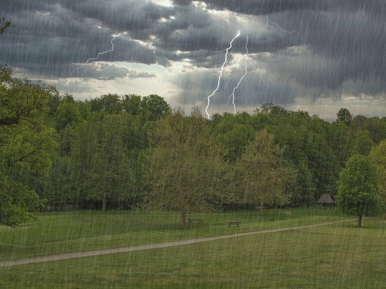 В последний день весны в Татарстане ожидаются дожди и грозы