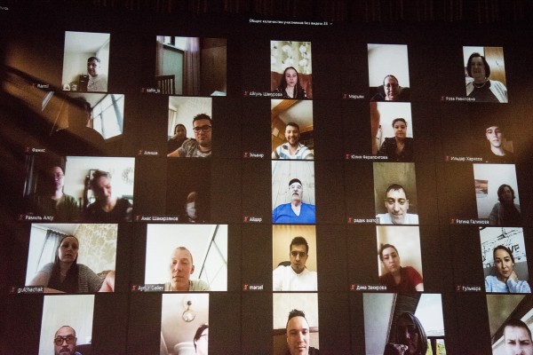 В театре Камала впервые прошел виртуальный сбор труппы и администрации учреждения (ФОТО)