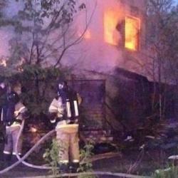 В Казани мужчина смог выбраться из горящего здания с 98%-ми ожогами тела