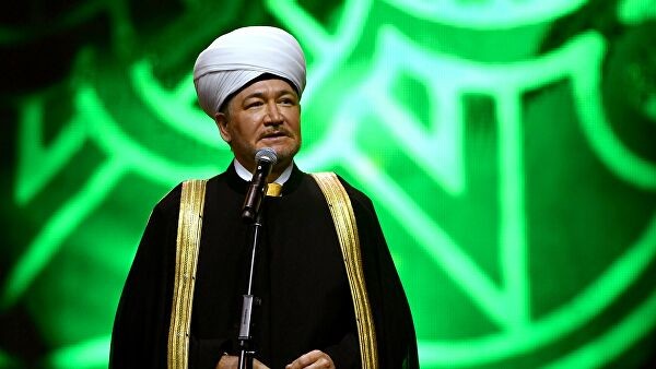 Муфтий Гайнутдин поздравил жителей Татарстана со 100-летием республики