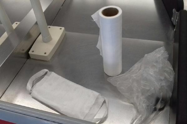 Одноразовые выйдут дороже: казанцы в масках и перчатках зарабатывают на маски и перчатки