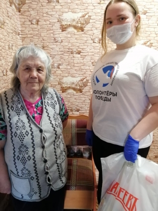 1000 подарков. БФ «Махеев» проводит акцию «Дети войны - дети Победы» 1000 подарков. БФ «Махеев» проводит акцию «Дети войны - дети Победы»