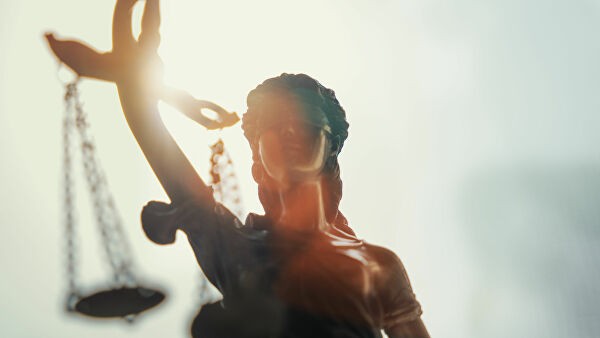 В Казани будут судить мужчину, удерживавшего жену и детей в заложниках