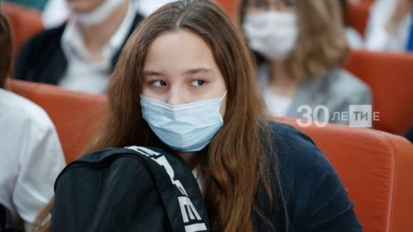 Фазлеева: Маски, перчатки и соцдистанцирование &ndash; наши неотъемлемые атрибуты