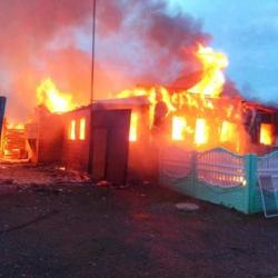 В Татарстане пожар лишил дома многодетную семью с ребенком-инвалидом (ФОТО)