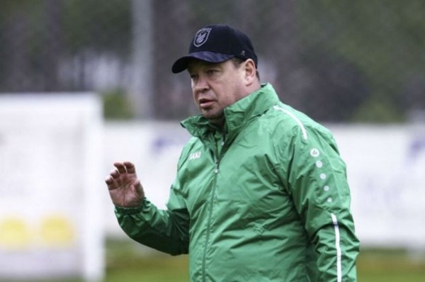 Леонид Слуцкий выступил против желания «Рубина» продолжать чемпионат Леонид Слуцкий выступил против желания «Рубина» продолжать чемпионат