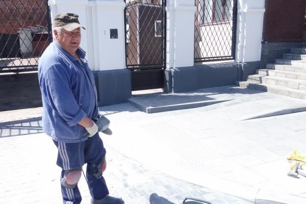 &laquo;Цветник, конечно, хорошо, но без туалета нельзя&raquo;: в Казани благоустроили новый участок набережной Кабана 