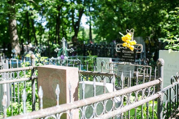 Татарстанцам разрешат приходить на кладбища