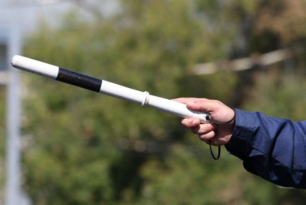 В Казани пьяный водитель на &laquo;УАЗе&raquo; сбил инспектора ГИБДД и сбежал