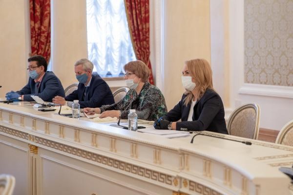  &laquo;Не превращайте сессию в балаган!&raquo;: мэр Казани осадил депутатов за критику новых градостроительных норм