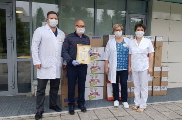 С Днем защиты детей! «Эссен Продакшн» и «Махеев» поздравили пациентов ДРКБ С Днем защиты детей! «Эссен Продакшн» и «Махеев» поздравили пациентов ДРКБ