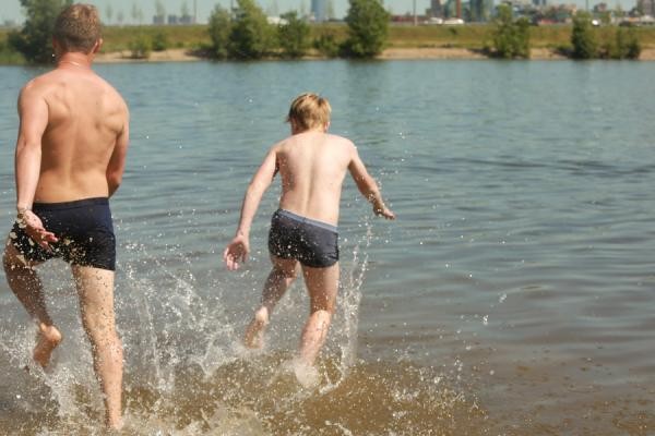 Не заразятся, так утонут: пляжи в центре Казани остались без спасателей