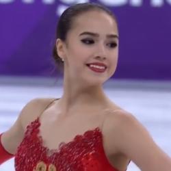 Алина Загитова возвращается: она приехала на сбор России в Новогорск (ВИДЕО)