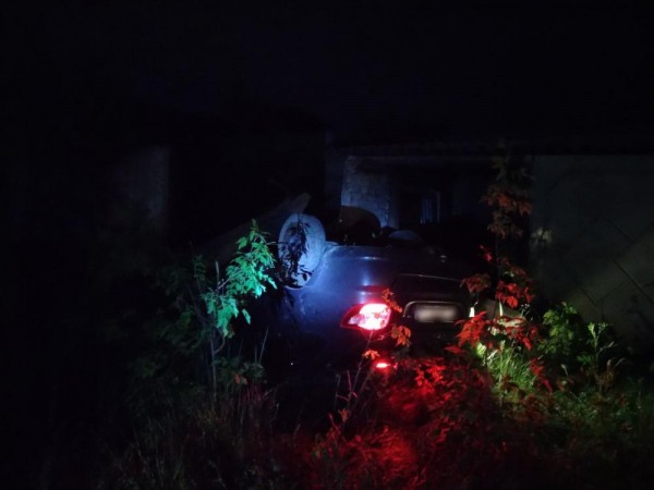 Смертельный таран: ночью в Челнах молодой водитель врезался в забор (ФОТО)