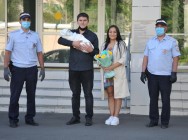  Благодаря профессиональным действиям сотрудников ГИБДД на свет появился здоровый малыш