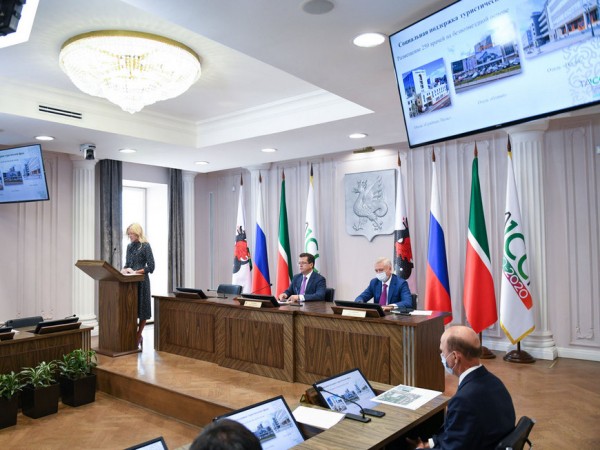 И.Метшин: &laquo;Нет сомнений, что туристический потенциал Казани остается большим, но нужно пережить пандемию&raquo;