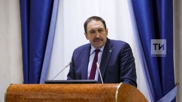 Алексей Песошин поздравил жителей Татарстана с Днем химика