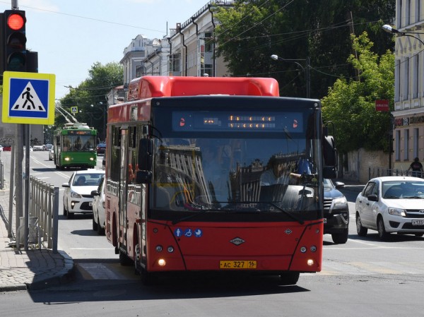 С 1 июня в Казани медики и волонтеры продолжат ездить на общественном транспорте бесплатно