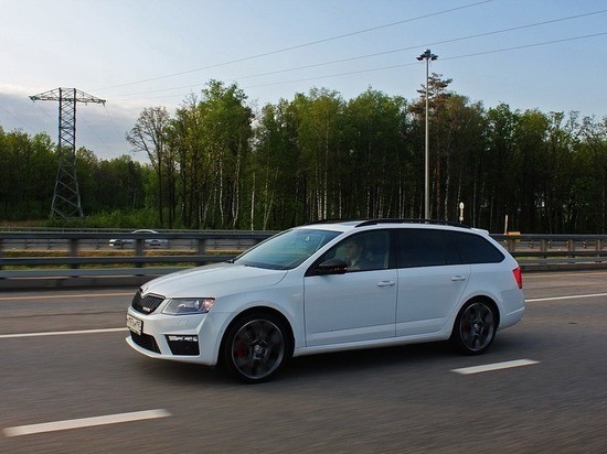 За долги по налогам у казанца арестовали &laquo;Лексус&raquo;