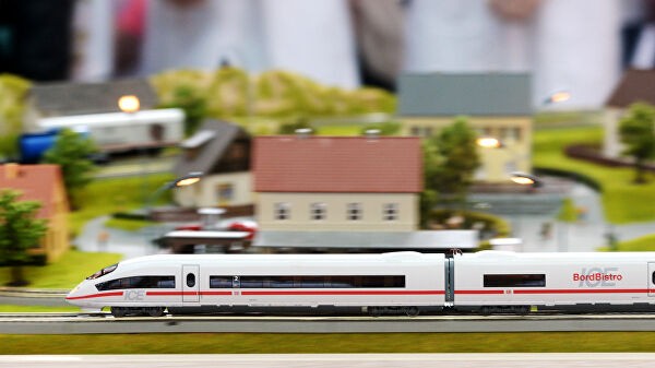 Проектировщики ВСМ Москва-Казань подали иск к "дочке" РЖД Проектировщики ВСМ Москва-Казань подали иск к "дочке" РЖД