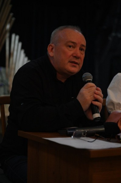 "Надеемся, что больше таких расставаний не будет": Театр Кариева открыл 33 сезон (ФОТО) "Надеемся, что больше таких расставаний не будет": Театр Кариева открыл 33 сезон (ФОТО)