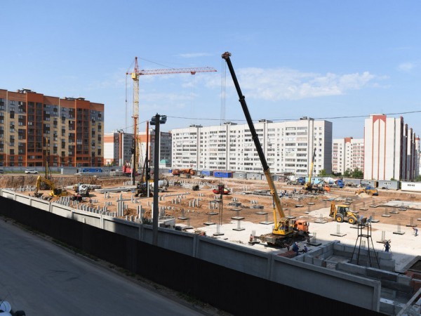 Ильсур Метшин: &laquo;Надеемся, меньше чем через год дольщики отпразднуют долгожданное новоселье&raquo;