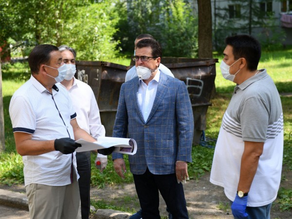 И.Метшин о капремонте многоквартирных домов и дворов: «Когда жители объединятся – ломать и воровать никто не будет» И.Метшин о капремонте многоквартирных домов и дворов: «Когда жители объединятся – ломать и воровать никто не будет»