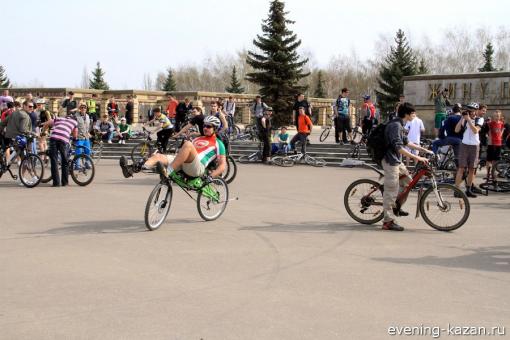 В Казани объявлена операция &laquo;Принуждение Метшина сесть на велосипед&raquo;