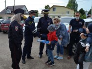 Полицейские Бугульмы и общественный совет исполнили мечту мальчишек Полицейские Бугульмы и общественный совет исполнили мечту мальчишек