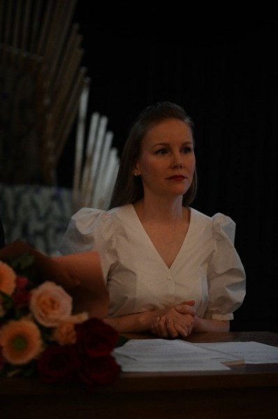 "Надеемся, что больше таких расставаний не будет": Театр Кариева открыл 33 сезон (ФОТО) "Надеемся, что больше таких расставаний не будет": Театр Кариева открыл 33 сезон (ФОТО)