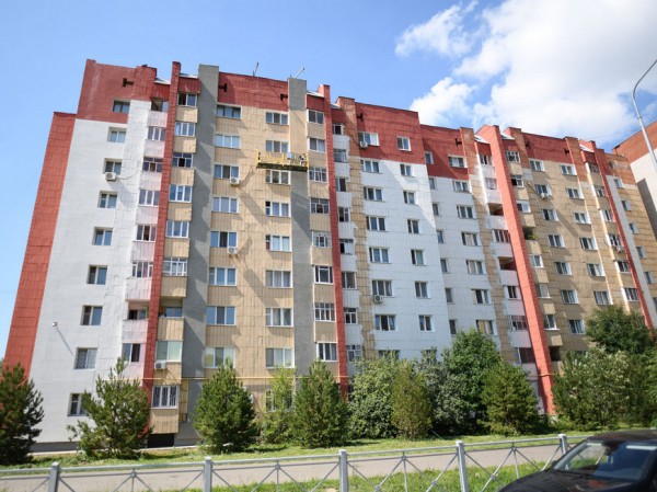 Денис Калинкин проконтролировал ход капремонта многоквартирного дома по ул.Бондаренко