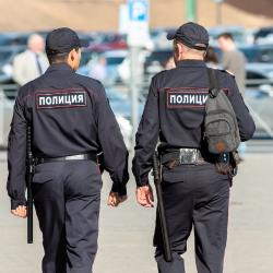 После драки в подъезде погиб 34-летний татарстанец. Жена рассказала о последнем звонке мужу