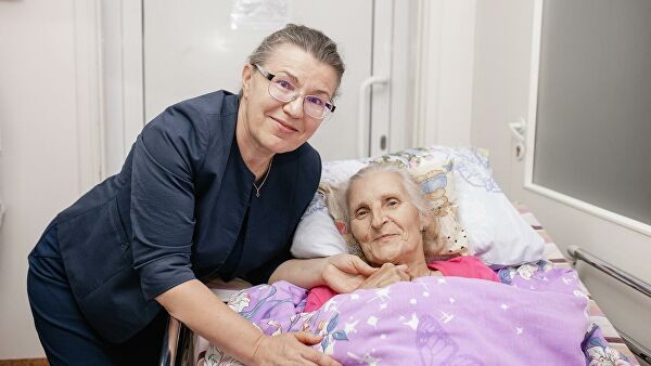  Паллиативные врачи &mdash; о том, каково дышать в спину смерти