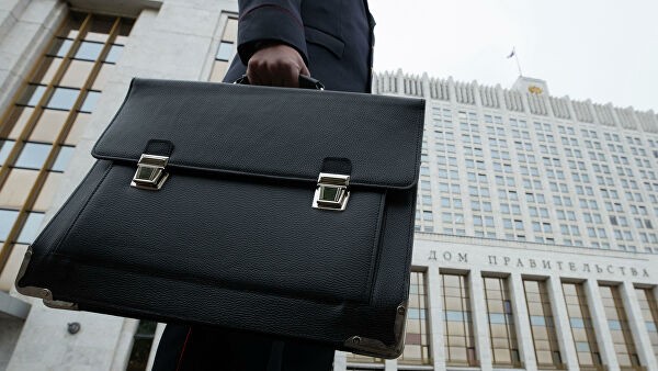 Названы регионы с самыми высокими и низкими зарплатами чиновников 