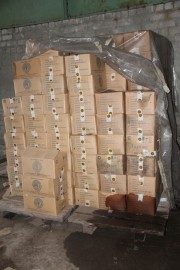 Полицейские в Татарстане изъяли крупную партию алкогольной продукции с признаками контрафакта Полицейские в Татарстане изъяли крупную партию алкогольной продукции с признаками контрафакта