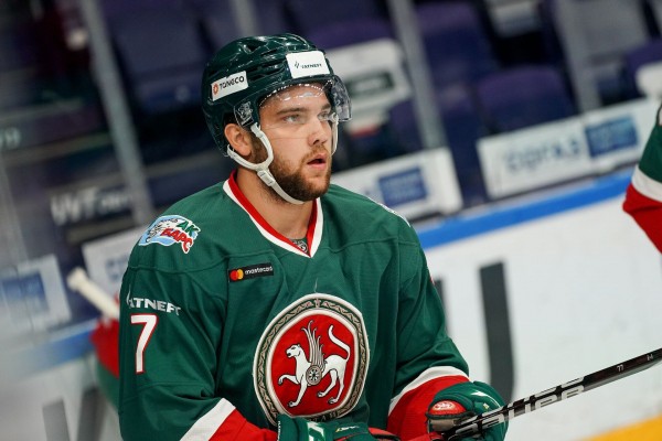 
              Огненный TANECO Кубок чемпионов: бешеная результативность, суперголы Зарипова, Квартальнов в спецовке            