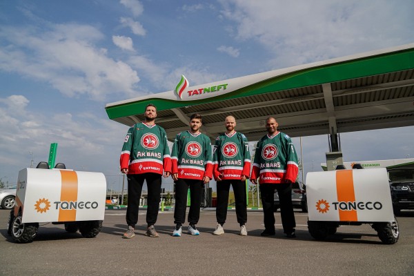 
              &laquo;Ак Барс&raquo; представил новичков на АЗС &laquo;Татнефть&raquo;            