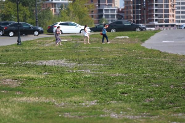С глаз долой - из сердца вон: территория у казанской &laquo;Чаши&raquo; превращается в заброшенный пустырь