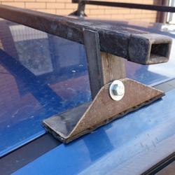 ГИБДД РФ начала взимать штрафы с водителей за багажники на крыше авто