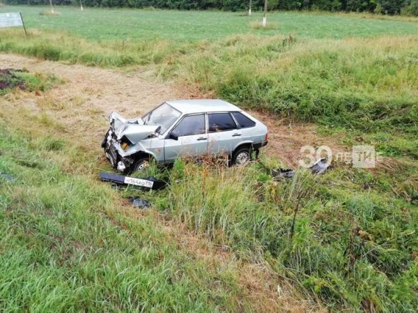 Один человек пострадал в ДТП с тремя авто в Татарстане