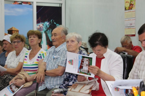 Инициатива Елабуги: Помогая друг другу