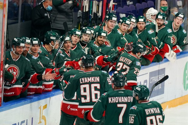 «Ак Барс» – «Нефтехимик» – 4:1
«Ак Барс» – «Нефтехимик» – 4:1