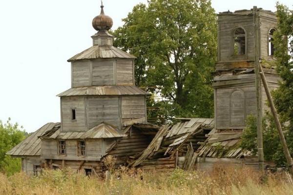 &laquo;Это не реставрация, а вредительство!&raquo;: вологодский реставратор сгноил уникальную деревянную церковь из Татарстана
