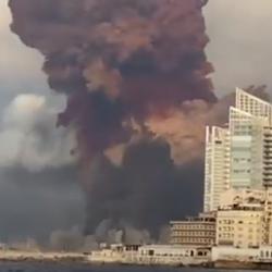 Число погибших при взрыве в Бейруте может достигать ста человек (ВИДЕО) 