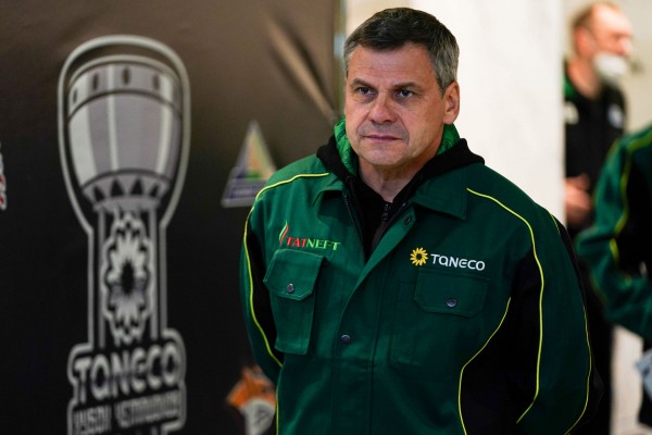 
              Дмитрий Квартальнов: &laquo;Выигрывать хочется всегда&raquo;            