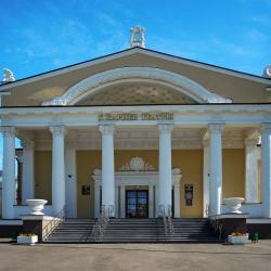 Театр Кариева готовится к премьере (АФИША)