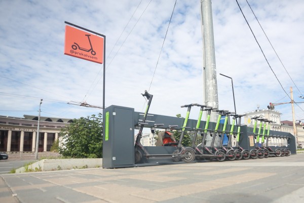 &laquo;Кому рассказываю - не верят!&raquo;: казанца хотят лишить водительских прав за пьяную езду на самокате