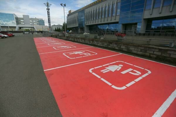 Прокуратура отреагировала на появление первой в России "женской парковки"