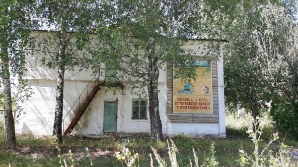 Надписи студентов, лозунги властей: как выглядит Монастырское училище